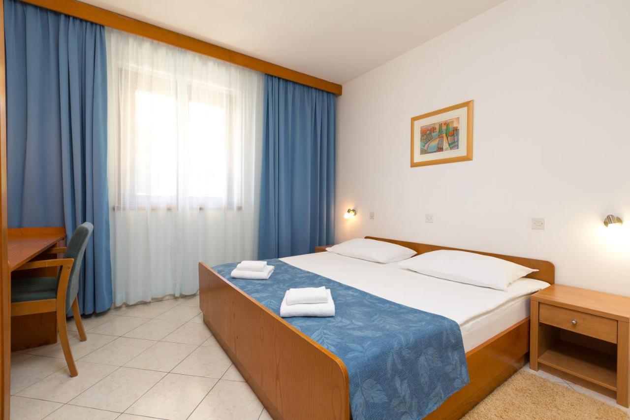 Maistra Select Riva Apartments Vrsar Cameră foto